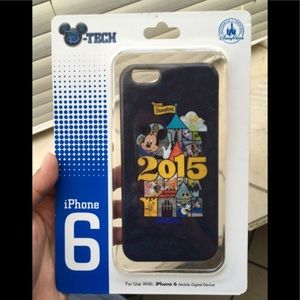 Brand NEW 2015 iPhone 6 Disneyland phone case